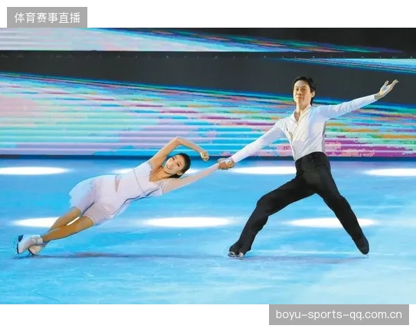 花滑少年完成史诗动作，未来冠军已现雏形